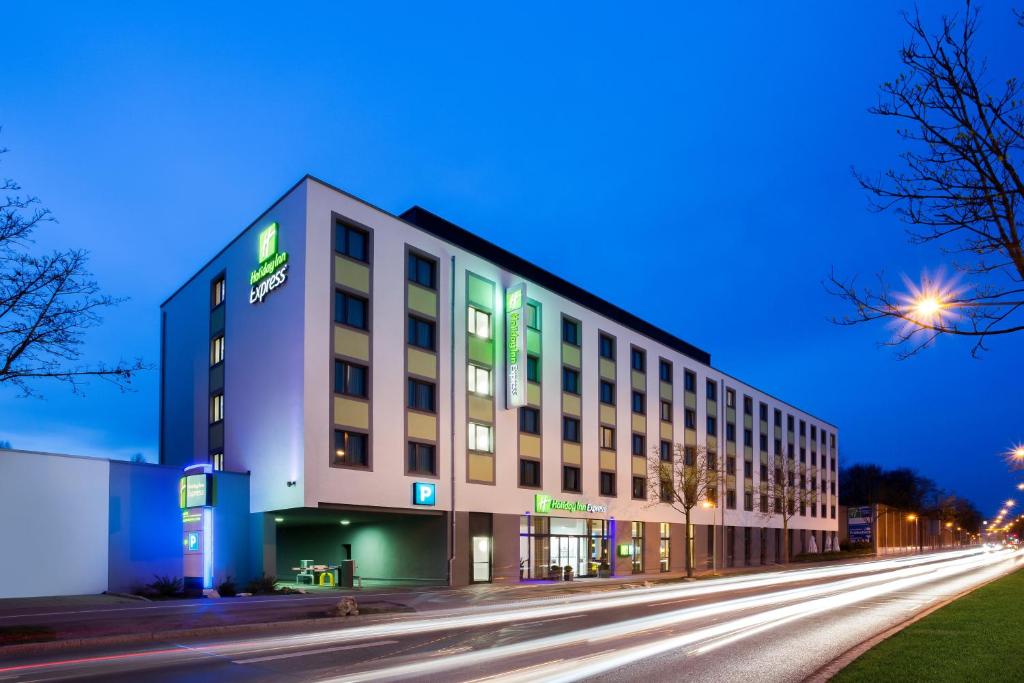 Holiday Inn Express Augsburg, An Ihg Hotel - Bobingen