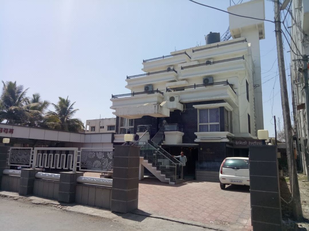 Hotel Sanap Nilayam - Shrirampur