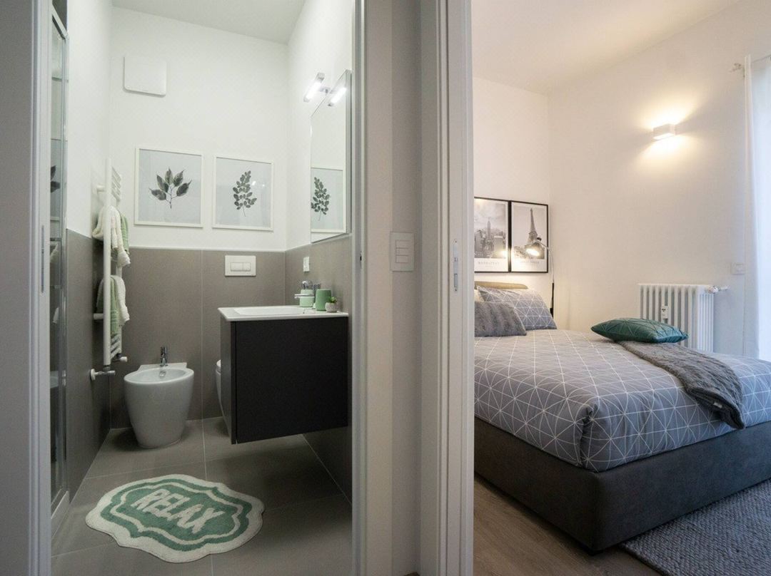 Charming And Modern Three-bedroom Apartment In The Heart Of The City Of Asti - Asti, Italia