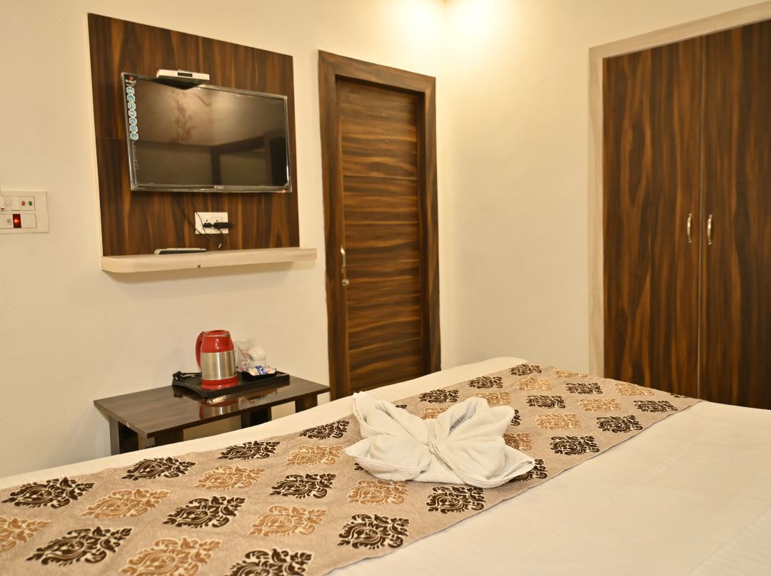 Hotel Shine Star By Tag Your Trip Near Golden Temple - Amritsar