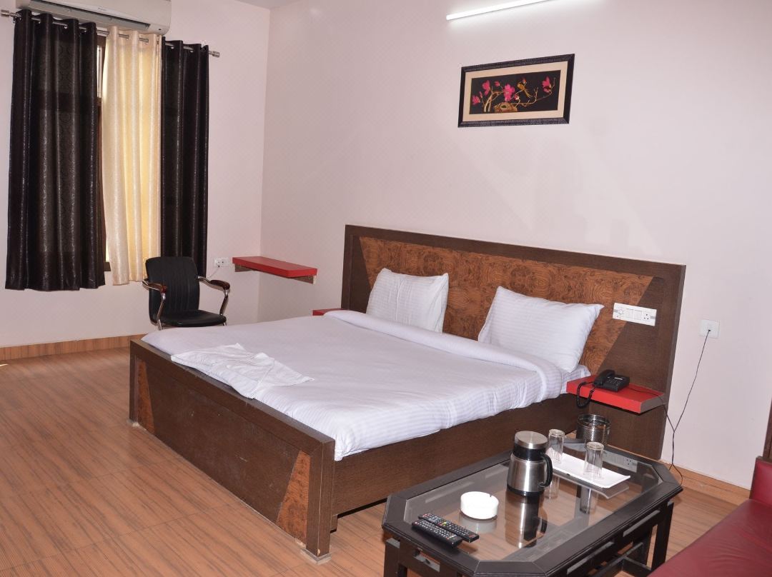 Hotel Shivaay Inn - Hardoi