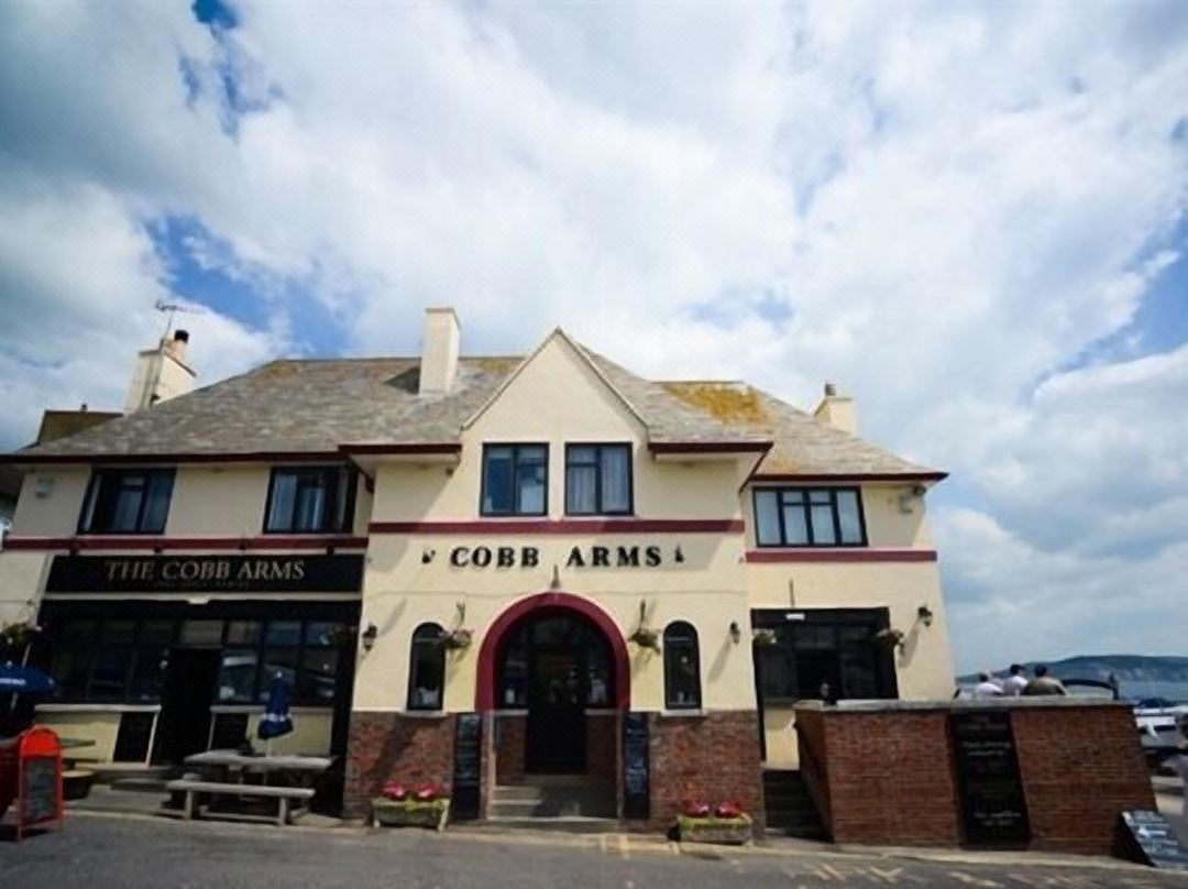 Cobb Arms - Lyme Regis