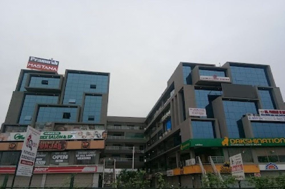 Hotel Prime - Gandhinagar
