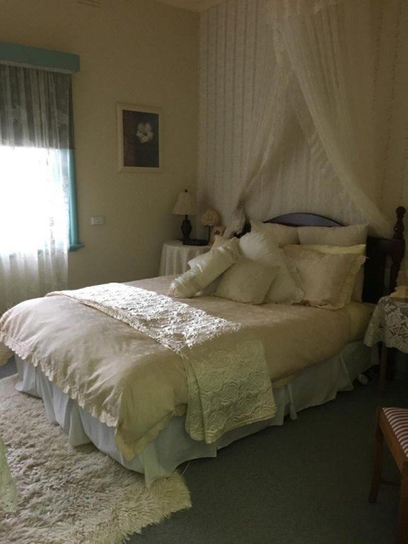 Butlers Guesthouse - Colac Otway Shire