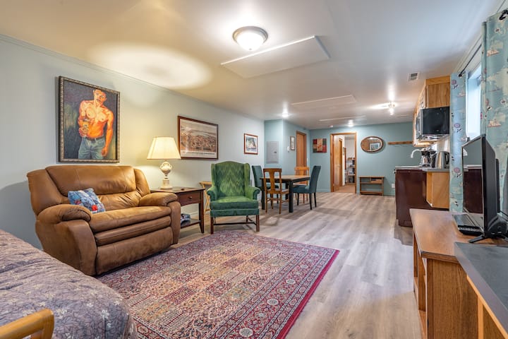 Sw Portland - Rustic Retreat Hillside Suite - Lake Oswego