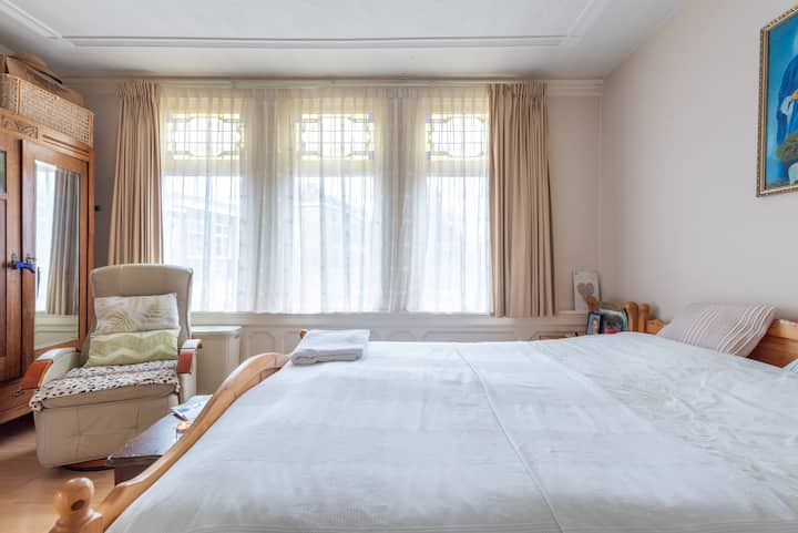 100 % Comfort, Big Room, Big Bed, Latex Mattres - Scheveningen