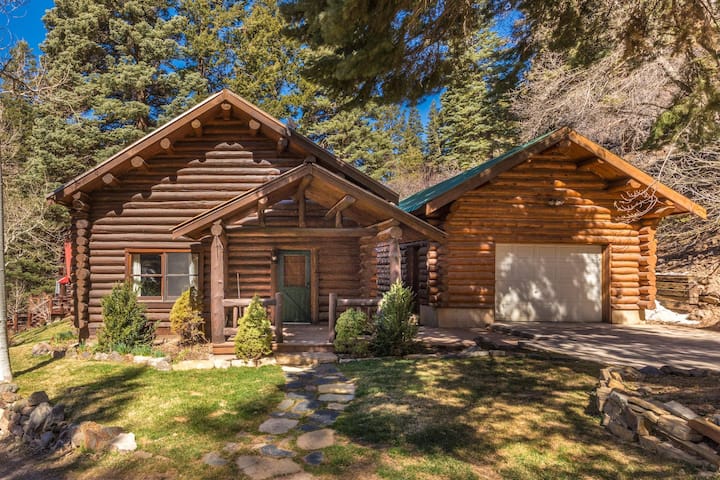 New! Rustic Charm - 4 Minutes To Downtown- Firepit - Ouray, CO