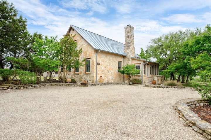 Parvin's Cottage At Riven Rock Ranch In Comfort Tx - Comfort, TX
