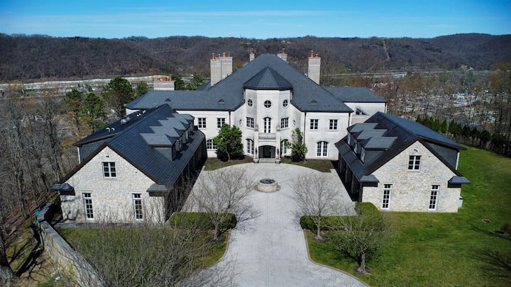 The Charleston Estate - Charleston, WV
