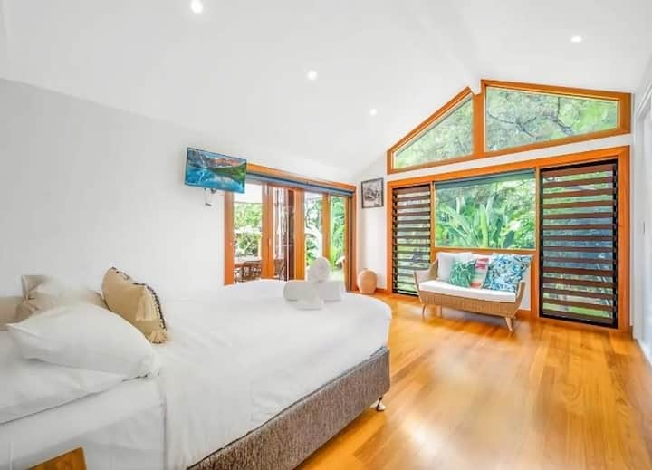 Beached - Beach Is Your Back Yard, Pet Friendly - Sawtell