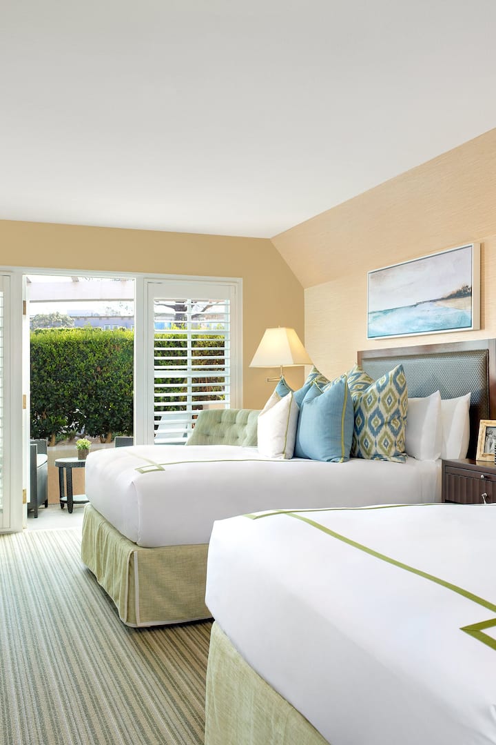 Two Beds And Beachy-chic Style Galore - Del Mar, CA
