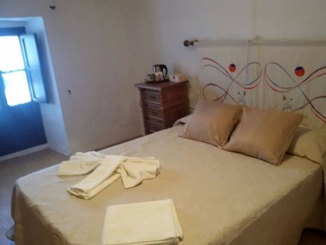 Compare cheap apartments in Montellano by cozycozy