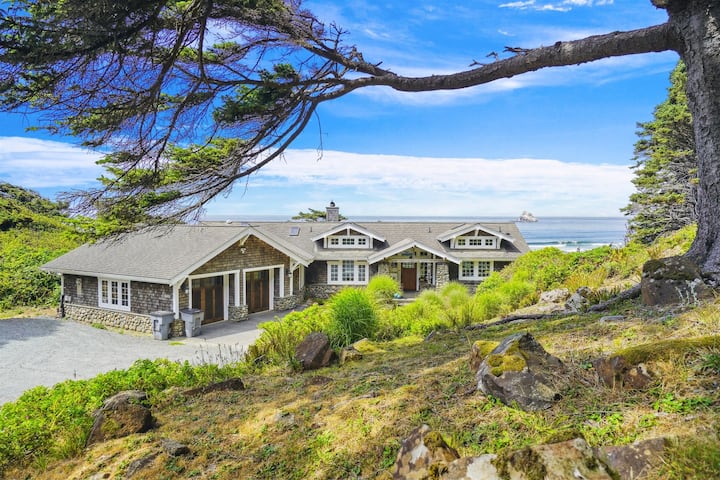 Cove Beach Lodge - Magnificent Oceanfront! - Cannon Beach, OR