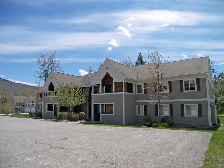 F5008- Managed By Loon Reservation Service - Nh Meals & Rooms Lic# 056365 - New Hampshire