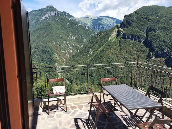 Bilocale Con Ampio Terrazzo Con Vista Panoramica - San Pellegrino Terme