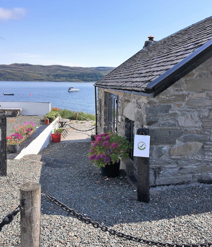 Pier Cottage At Kames, Waterfront - Tighnabruaich