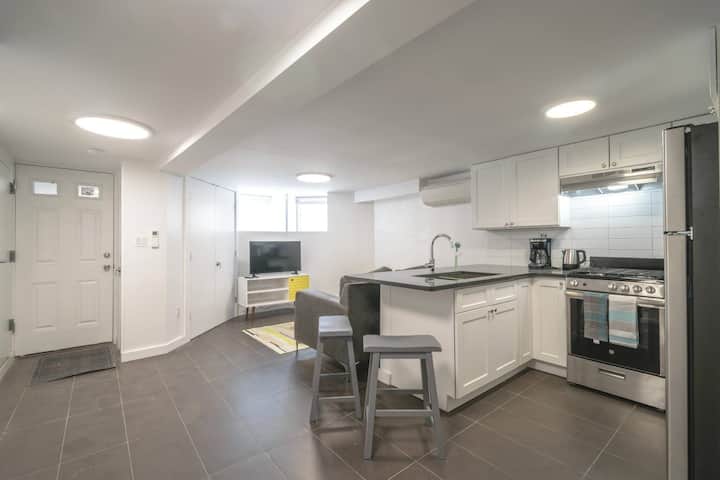 Modern 2 Bedroom Walk In. 3 Min From Subway ! - Crown Heights, NY