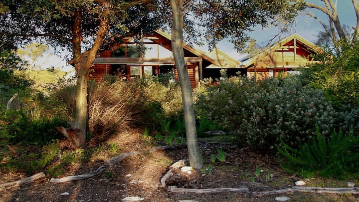 Long Beach Eco-lodge - Perfect Retreat Set On 15 Acres Of Natural Bush Land - South Australia
