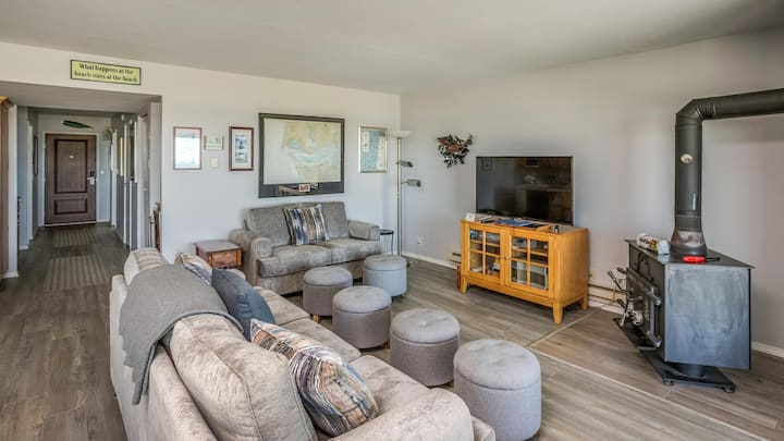Gearhart House G712: 2 Dormitorios / 2 Baños En Gearhart, Capacidad Para 4 - Cannon Beach, OR