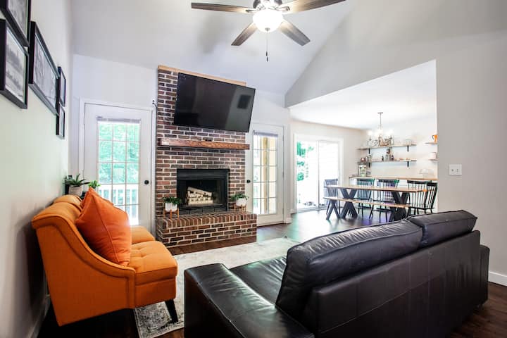 Retreat At Rose Hill, Close To Clemson University! - clemson university, Clemson