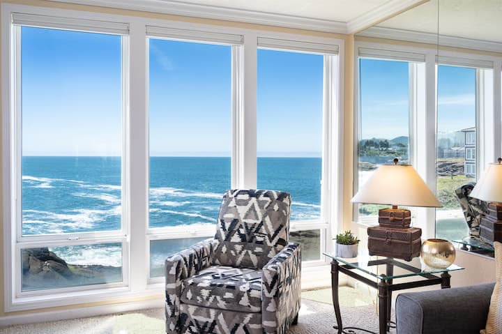 Oceanfront & Whale Watching & Amazing July Rates! - Depoe Bay, OR