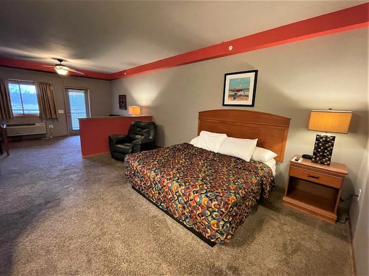 King Hotel Room @ Spring Brook Resort - Wisconsin Dells, WI