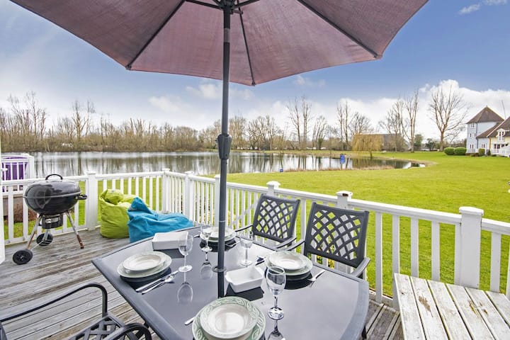 Isis Lakes 84, Tortola Lodge - South Cerney