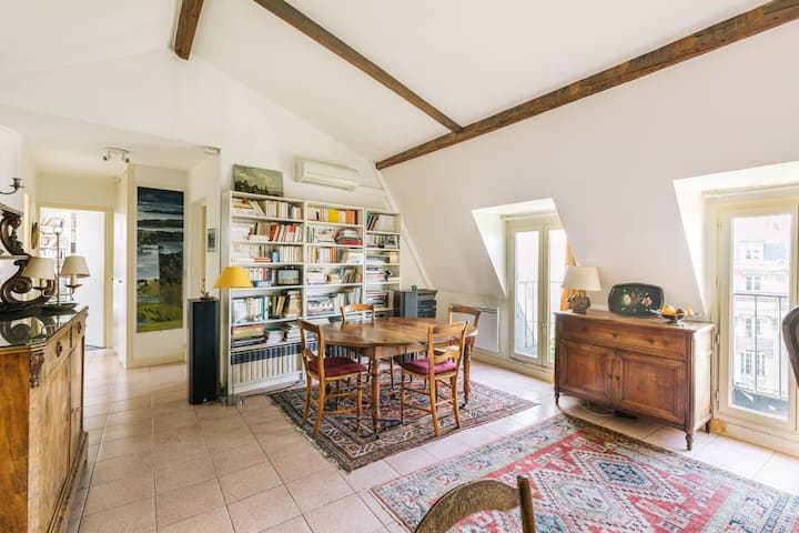 Guestready - Rustic 3-bdr Family Apartment In Canal St. Martin - Maisons-Alfort