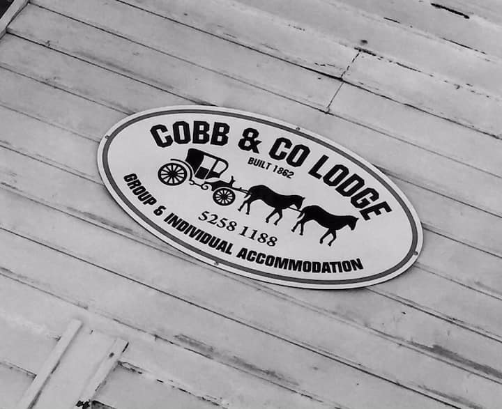 Full Lodge · Cobb & Co Lodge Coastal Escape - Queenscliff
