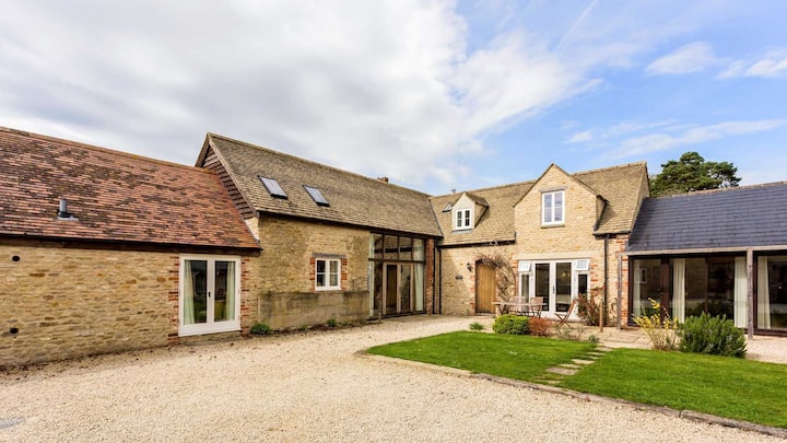 Bright Cotswolds Home near Littleworth - Wiltshire