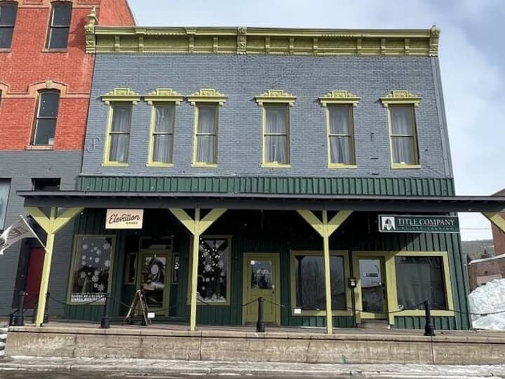 Historic Newly Remodeled  Loft (A) On Main St - Leadville, CO