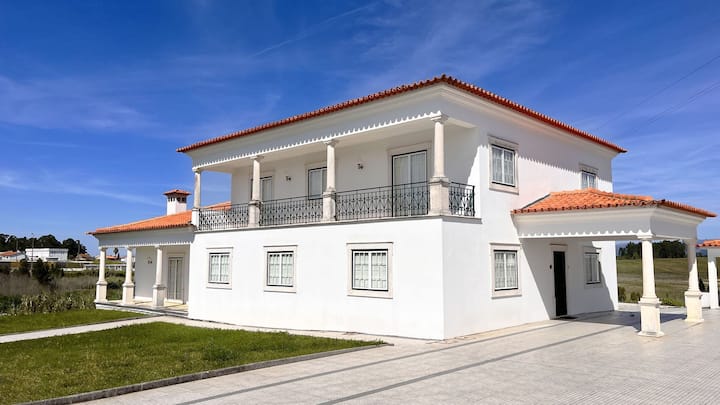 Bairrada's House - Entire Villa With Premium View - Oliveira do Bairro