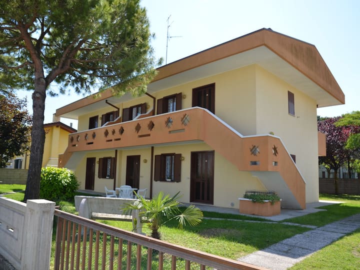 Appartement Villa Marina In Bibione - 6 Personen, 2 Slaapkamers - Bibione