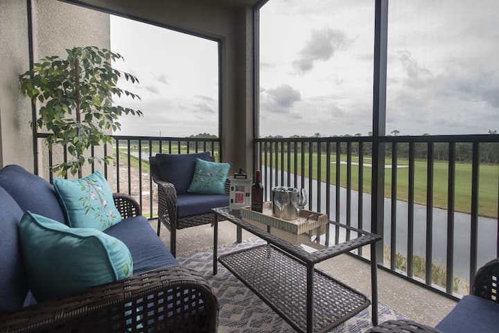 Gorgeous 3rd Floor 2 Bedrooms /2 Baths Golf  Condo - Lakewood Ranch, FL