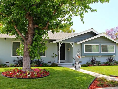 Disneyland Park, Anaheim airbnb, hotels and vacation rentals