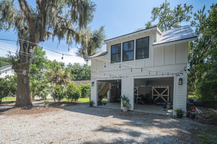 Cozy Carriage House Close To Old Town Bluffton! - Bluffton, SC