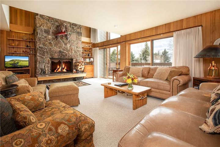 Rmr: 4br Th Great For Groups! Close To Nat'l Parks - Teton Village, WY