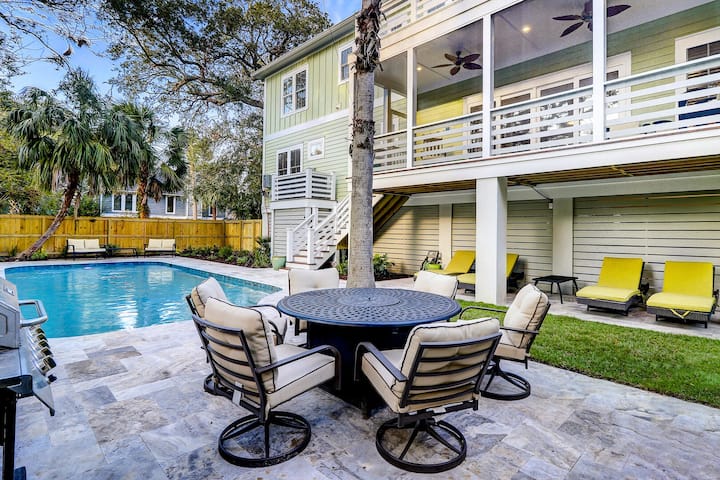 Gorgeous 4 Bedroom Home With A Private Pool And Just Steps To Beach! - Mount Pleasant, SC