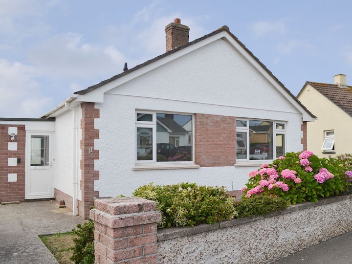 3 Bedroom Accommodation In Bude - Bude