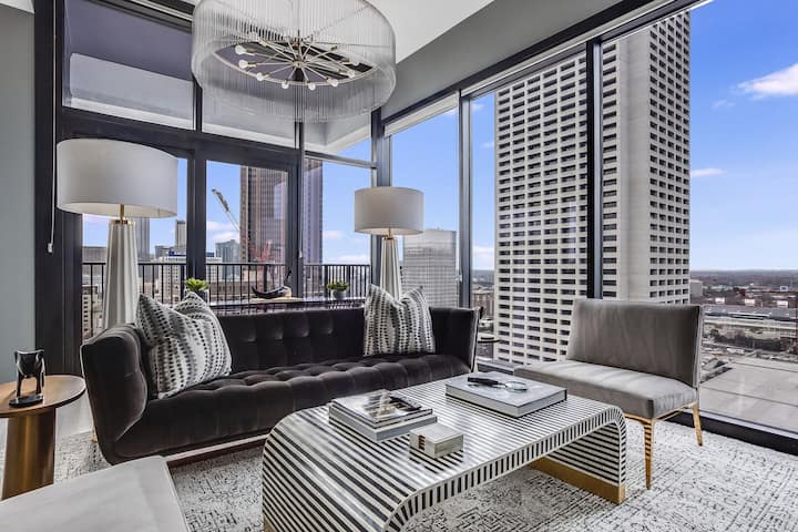 Vue Spectaculaire Penthouse By Atlanta Luxury Rentals - Atlanta, GA