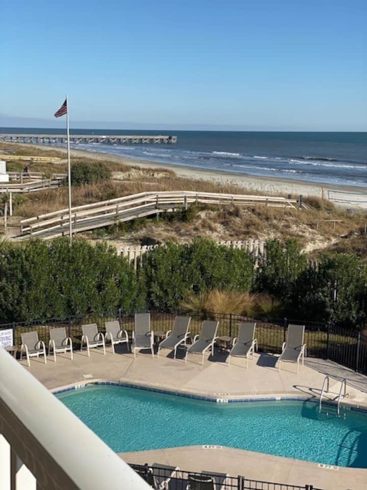 Best View Of The Beach!! Walk To All Restaurants!! - Isle of Palms