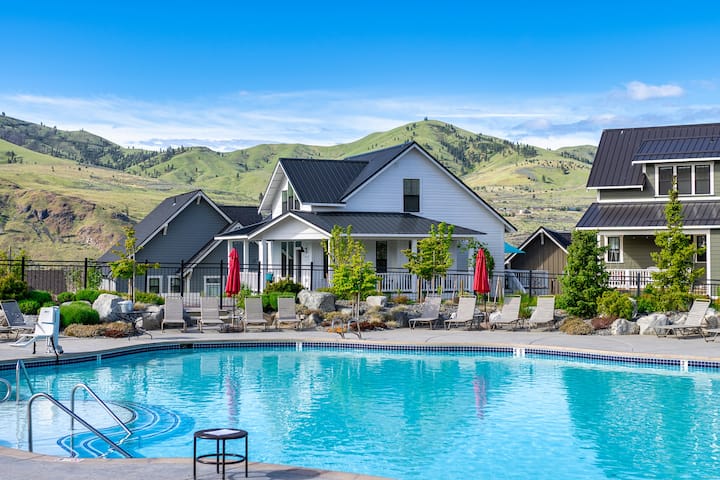 The Chelan House At The Lookout Vacation Rentals - Slidewaters, Chelan