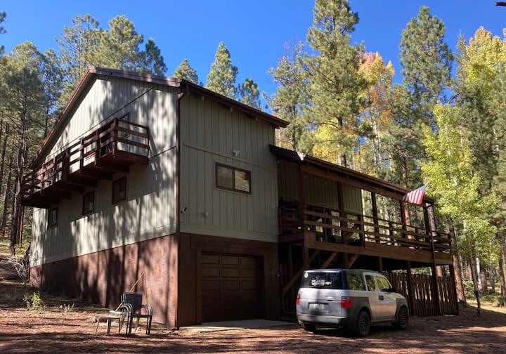 Greer's Ace In The Pines, Forest Retreat Sleeps 10 - Greer, AZ