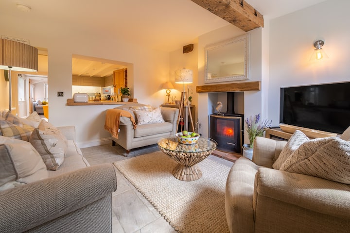 A Beautifully Refurbished, Pretty And Romantic Victorian Terraced Cottage - Brancaster