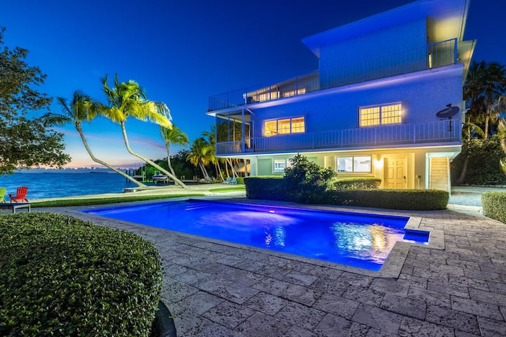 The "Designated Paradise" - Let This Bayside Estate Take Your Breath Away - Islamorada, FL