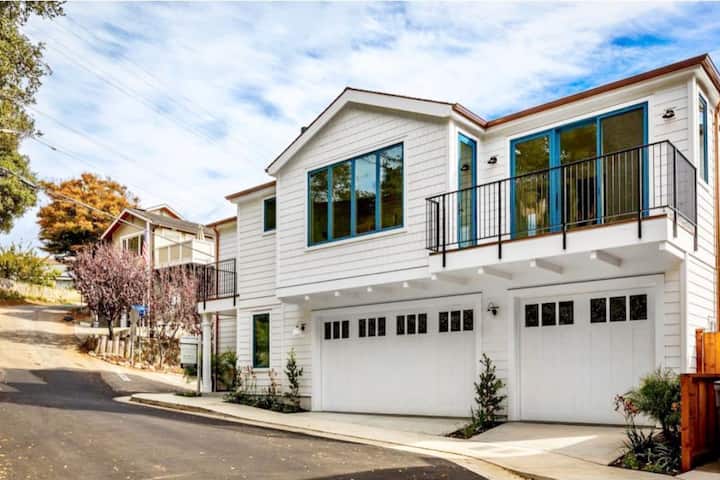 Brand New Luxury Home - Steps From Capitola Beach! - Capitola