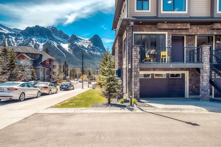 M1- 5br + 4.5ba Luxury Townhome, Sleeps 14 Canmore - Canmore