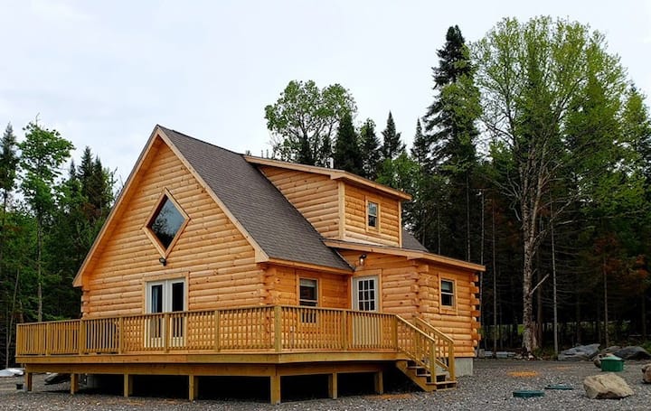 Newly Built Log Home, Trail Access, Near Lake - Lake Francis, NH