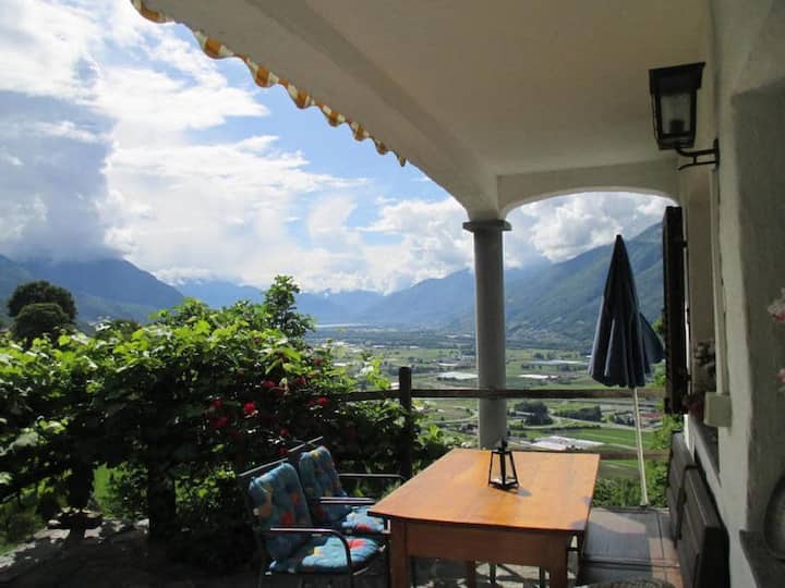 Countryside Apartment With Amazing Views - Bellinzona