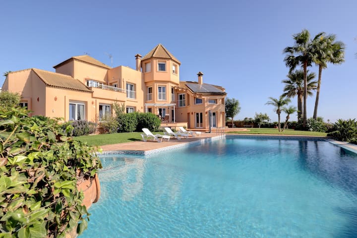 Villa Alcaidesa Vistas Al Mar - ジブラルタル